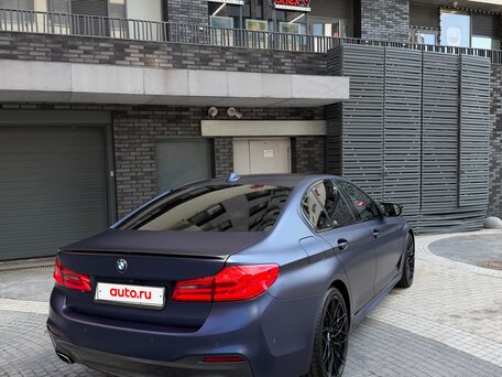 2019 BMW 5 серии 530i xDrive VII (G30/G31/G38), синий, 3470000 рублей, вид 5