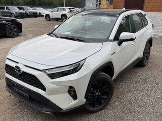 2024 Toyota RAV4 V (XA50), белый, 2830000 рублей, вид 1