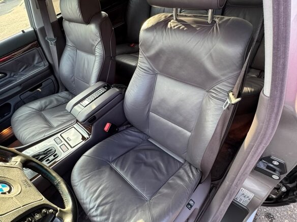 1994 BMW 7 серии 740i III (E38), серый, 6000000 рублей - вид 7