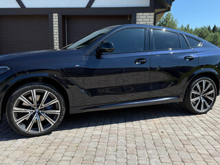 2020 BMW X6 40d III (G06), чёрный, 6399000 рублей, вид 3