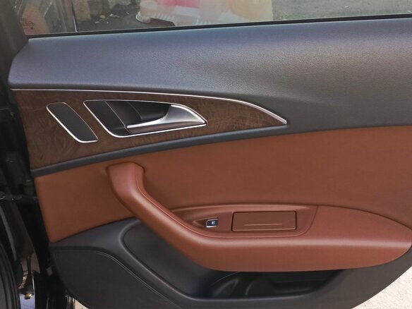 2012 Audi A6 IV (C7), чёрный, 1600000 рублей - вид 14