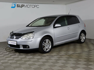 Volkswagen Golf V