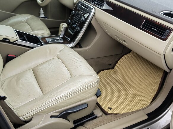 2012 Volvo XC70 II, бежевый, 2130000 рублей - вид 5