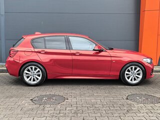 2018 BMW 1 серии 118i II (F20/F21) Рестайлинг 2, красный, 1599000 рублей, вид 3