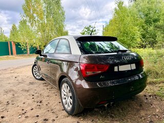 2011 Audi A1 I (8X), коричневый, 850000 рублей, вид 5