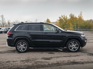 2021 Jeep Grand Cherokee IV (WK2) Рестайлинг, чёрный, 5429000 рублей, вид 5