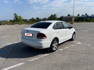 2017 Volkswagen Polo V Рестайлинг, белый, 930000 рублей, вид 5