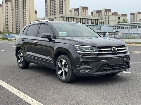 Volkswagen Tharu I