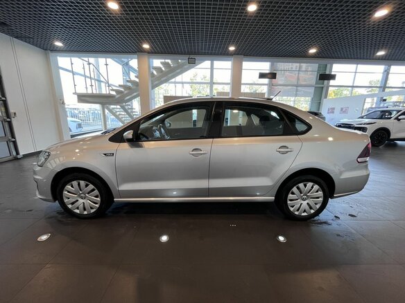 2019 Volkswagen Polo V Рестайлинг, серый, 1210000 рублей - вид 5