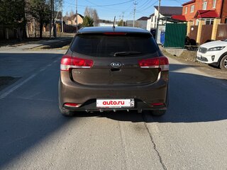 2016 Kia Rio III Рестайлинг, коричневый, 1200000 рублей, вид 5
