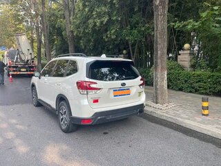 2022 Subaru Forester V Рестайлинг, белый, 2773602 рублей, вид 5