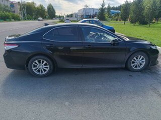 2018 Toyota Camry VIII (XV70), чёрный, 2550000 рублей, вид 3