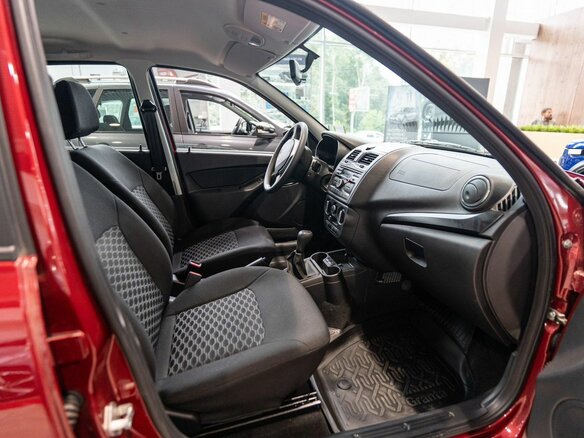 2026 Lada (ВАЗ) Granta I Рестайлинг, красный, 1238000 рублей - вид 18