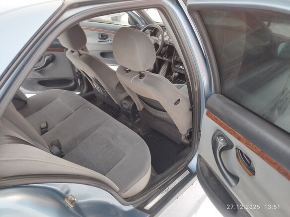 2001 Peugeot 406 I Рестайлинг, голубой, 110000 рублей - вид 6