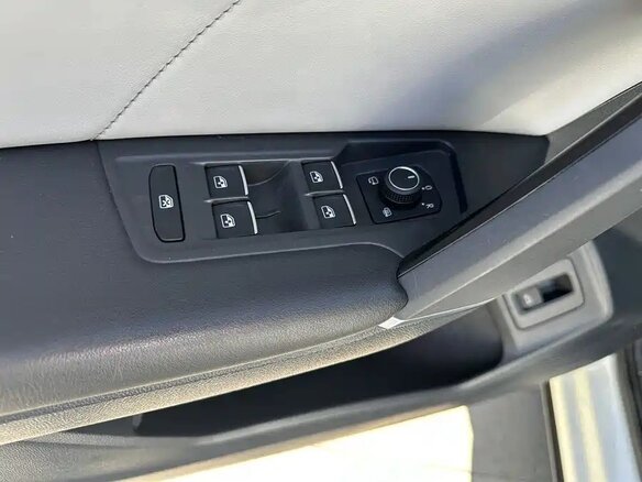2022 Volkswagen Tayron I, белый, 2487007 рублей - вид 21