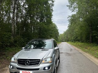2005 Mercedes-Benz M-Класс 350 II (W164), белый, 950000 рублей, вид 2