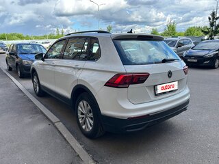 2021 Volkswagen Tiguan II Рестайлинг, белый, 1850000 рублей, вид 4