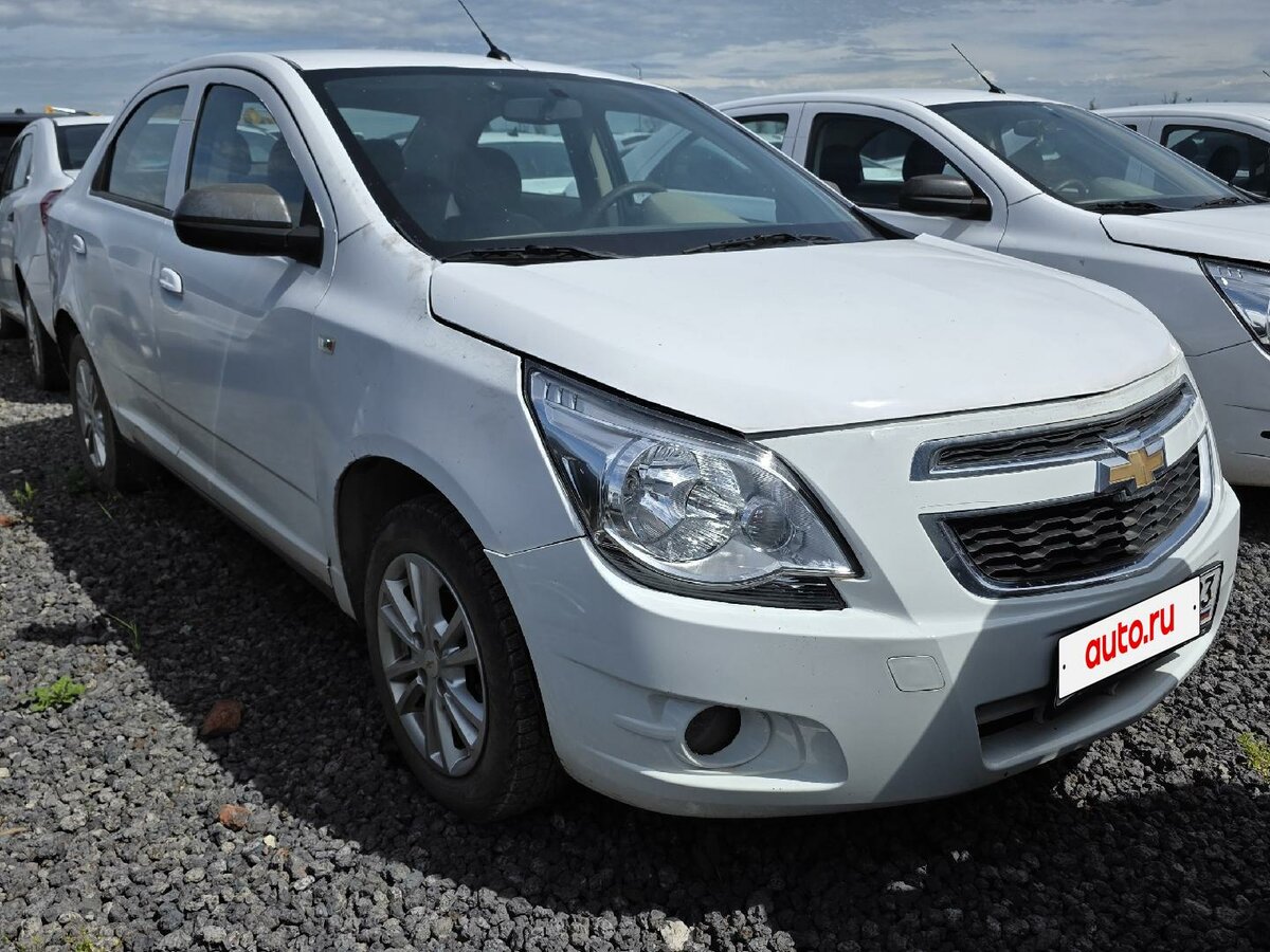 Открыть фотографии: Chevrolet Cobalt II Рестайлинг
