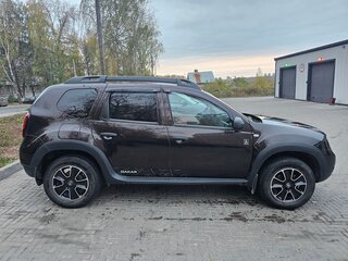2017 Renault Duster I Рестайлинг, коричневый, 1950000 рублей, вид 4