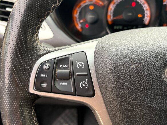 2021 Lada (ВАЗ) Vesta SW I, чёрный, 1190000 рублей - вид 13