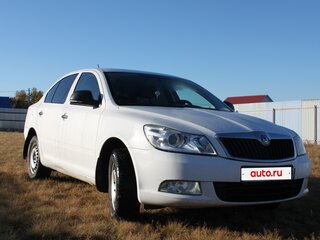 2012 Skoda Octavia II (A5) Рестайлинг, белый, 750000 рублей, вид 2