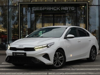 2021 Kia Cerato IV Рестайлинг, белый, 2100000 рублей, вид 1
