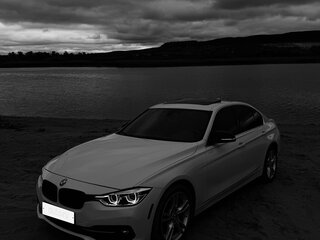 2017 BMW 3 серии 330i xDrive VI (F3x) Рестайлинг, белый, 2750000 рублей, вид 2
