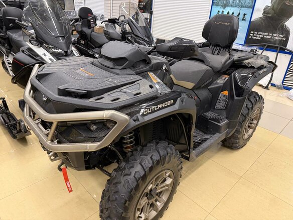 2026 BRP Can-Am Outlander MAX 1000R LTD, чёрный, 2750000 рублей - вид 3