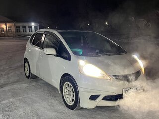 2010 Honda Fit II, белый, 800000 рублей, вид 1