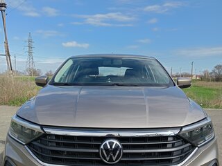 2021 Volkswagen Polo VI, коричневый, 1550000 рублей, вид 1