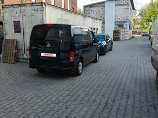 2015 Nissan NV200, чёрный, 1300000 рублей, вид 4