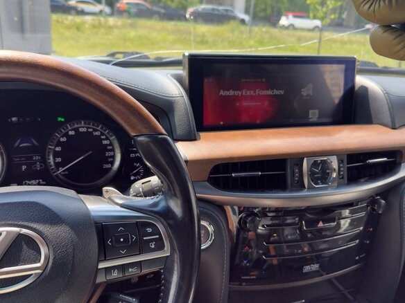 2016 Lexus LX 570 III Рестайлинг 2, серый, 6000000 рублей - вид 24