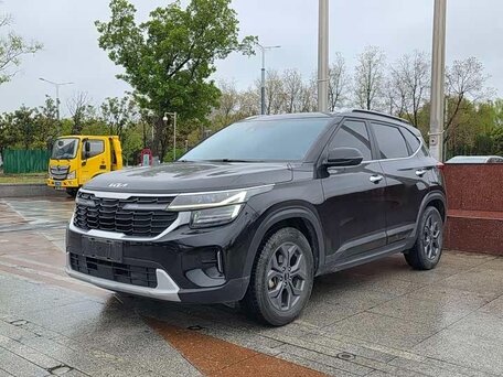 2023 Kia Seltos I, чёрный, 2250900 рублей, вид 1
