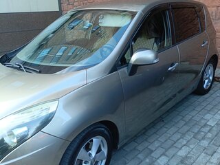 2009 Renault Scenic III, коричневый, 1000000 рублей, вид 5
