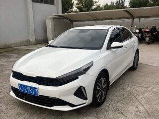 2023 Kia K3 II (China Market) Рестайлинг, белый, 1623000 рублей, вид 1