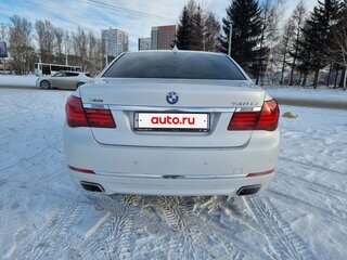2014 BMW 7 серии Long 740Li xDrive V (F01/F02/F04) Рестайлинг, белый, 2790000 рублей, вид 3