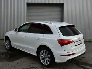 2010 Audi Q5 8tiptronic I (8R), белый, 979000 рублей, вид 4