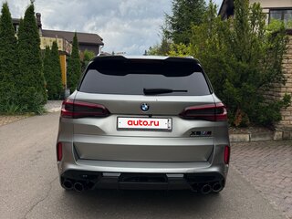 2021 BMW X5 M Competition III (F95), серый, 7490000 рублей, вид 4