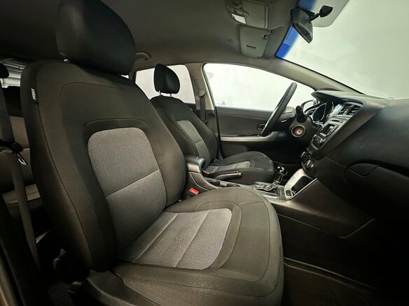 2016 Kia Ceed II Рестайлинг, коричневый, 1030000 рублей - вид 11
