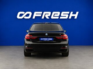 2016 BMW 7 серии Long 740Ld xDrive VI (G11/G12), чёрный, 3899077 рублей, вид 4