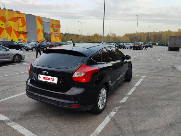 2011 Ford Focus III, чёрный, 600000 рублей - вид 6