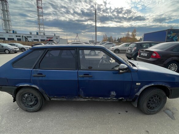 2002 Lada (ВАЗ) 21093i, синий, 80000 рублей - вид 4