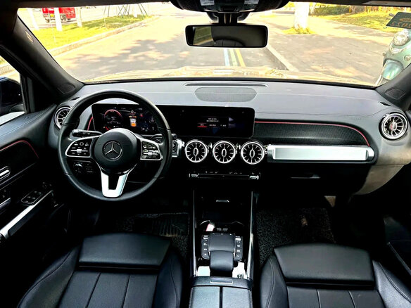 2021 Mercedes-Benz GLB 180 I (X247), чёрный - вид 4