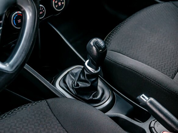 2016 Kia Rio III Рестайлинг, коричневый, 950000 рублей - вид 19