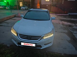 2013 Honda Accord IX, белый, 1400000 рублей, вид 2