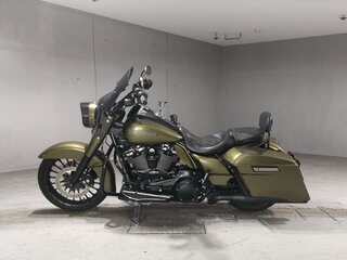 2017 Harley-Davidson Road King Special, зелёный, 1458000 рублей, вид 2