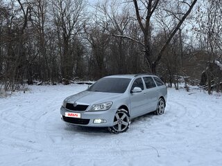 2012 Skoda Octavia II (A5) Рестайлинг, серебристый, 420000 рублей, вид 1