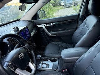 2012 Kia Sorento II, чёрный, 1400000 рублей, вид 5
