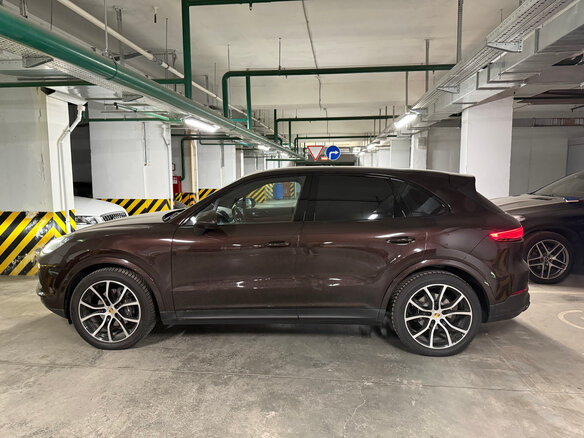 2019 Porsche Cayenne III, коричневый - вид 1