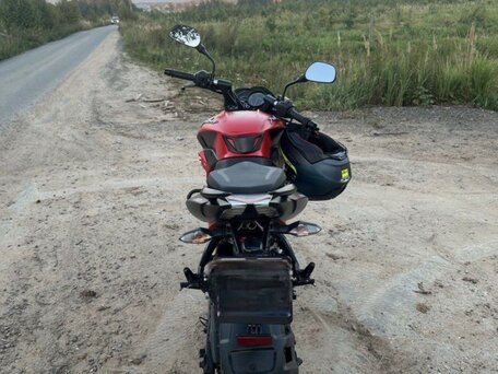 2021 Bajaj Pulsar NS 200, красный, 125000 рублей, вид 5